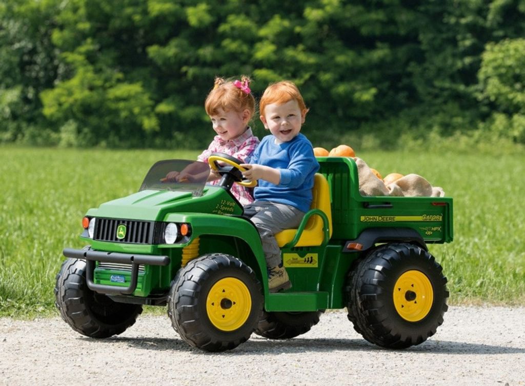 Otroški avto Gator Peg Perego