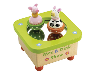 Glasbena skrinjica Moo in Oink eigrače