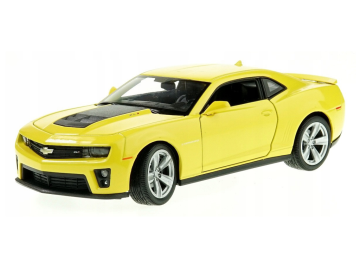 Kovinski avtomobil Chevrolet Camaro ZL1 rumen