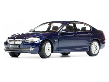 Kovinski avtomobil BMW 535i