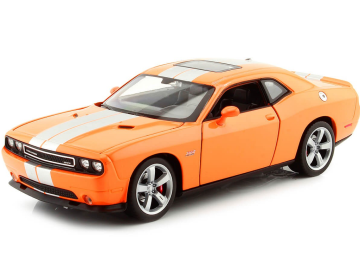 Kovinski avtomobil 2012 Dodge Challenger SRT