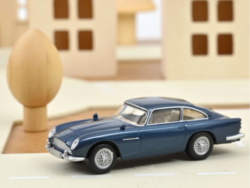 Norev Aston Martin DB5 1963 Sierra Blue eigrace