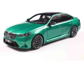 Solido BMW M5 (G90) M 2025 eigrace