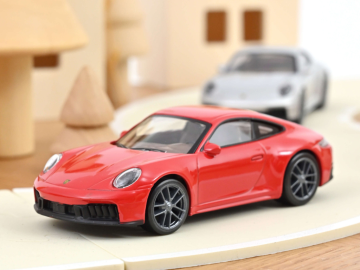 Norev Porsche 911 GTS 2024 Carmin Red eigrace